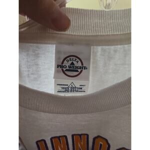 KOBE BRYANT MEMORABILIA SHIRT LAKERS VINTAGE TEE